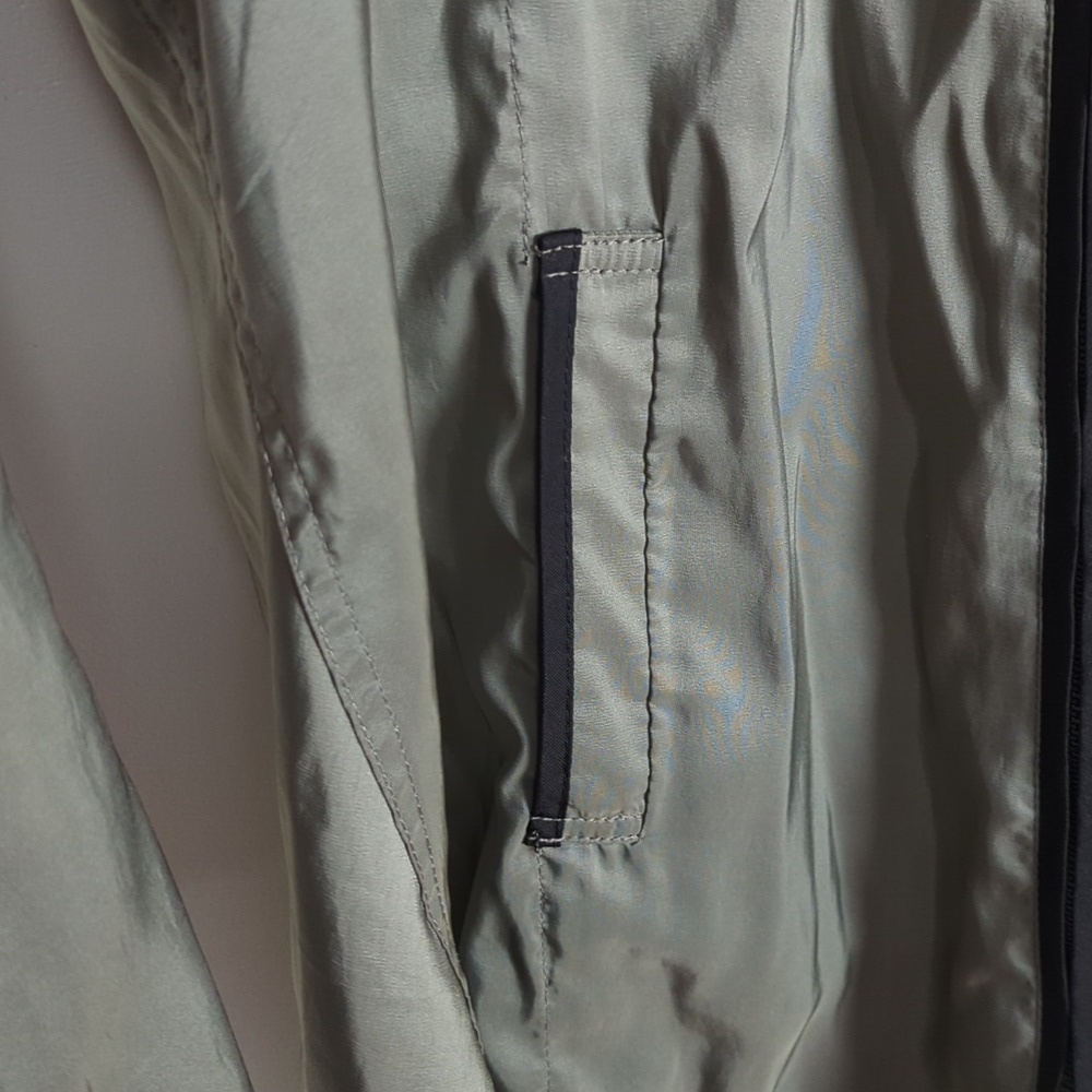 Mycra Pac Reversible Hooded Jacket - Picture 8 of 12